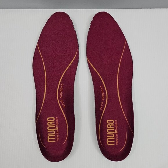 Munro Leighton Ankle Bootie Womens 7.5 NARROW Black Leather Chelsea Comfort - Picture 11 of 14